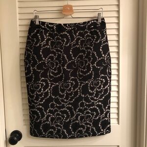 Charter Club Black and Tan Lined Pencil Skir Size 6